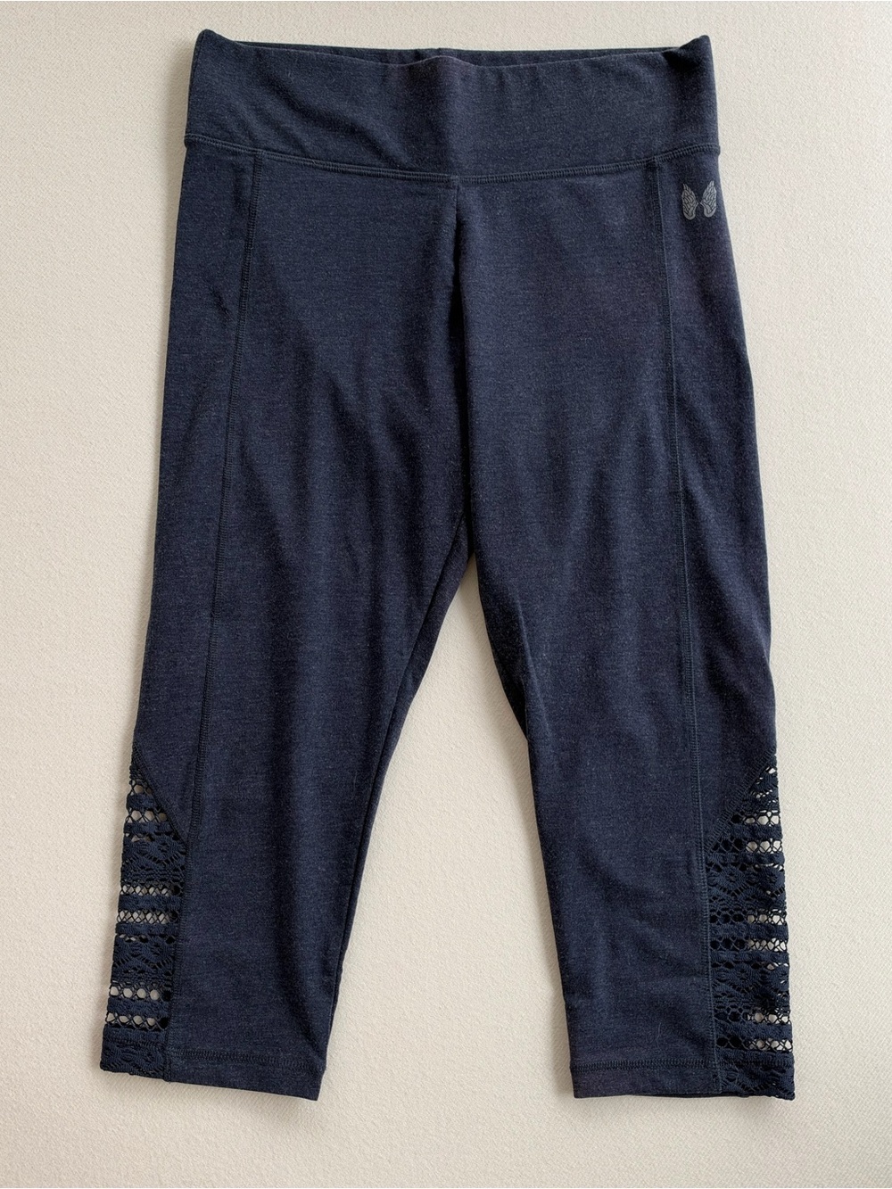 Victoria’s Secret Navy Lace Capri Leggings - Medium